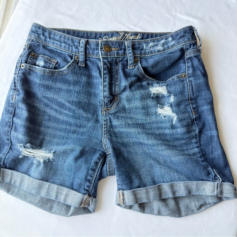Universal Thread Light Blue Distressed Jean Shorts women’s size 4/27